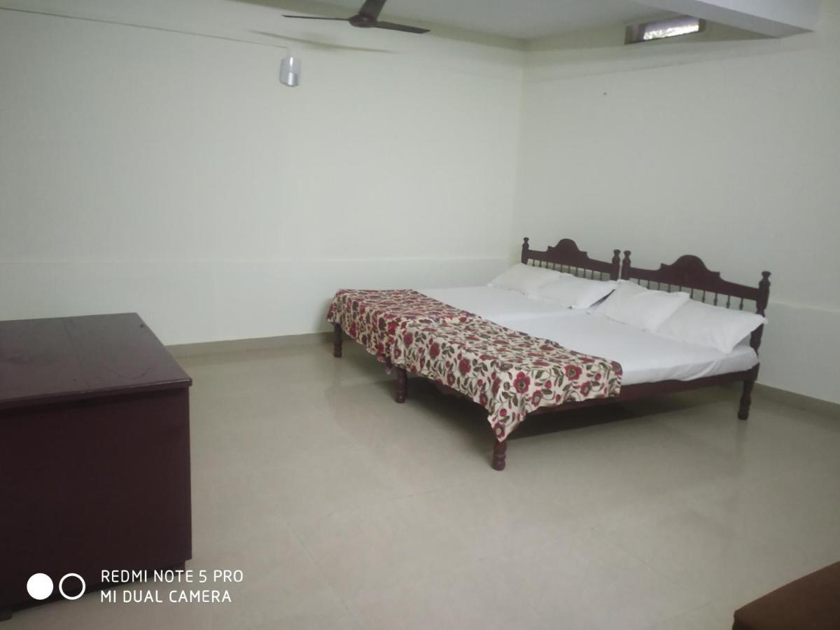 Bed and Breakfast Coco Le Palm Alappuzha Номер фото